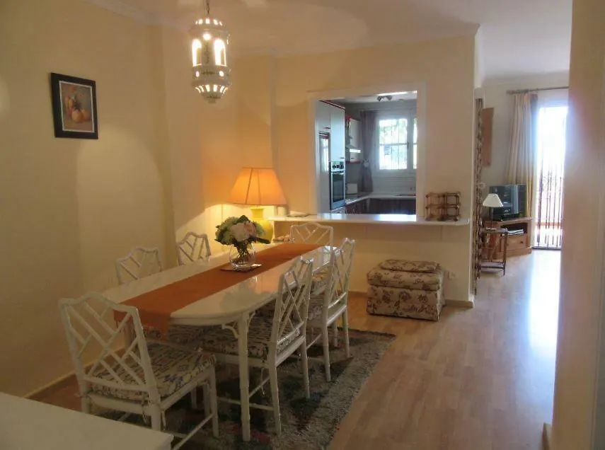 Apartment In El Paraiso - Near Puerto Banus Estepona 0*,  Espagne